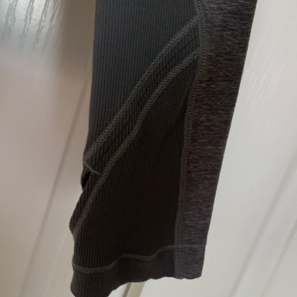Lululemon Athletica Light Charcoal Asymmetrical Jacket - Picture 6 of 16